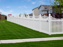 [PRICE PER FOOT] 4' Tall Underscallop AFC-97 Vinyl Fence